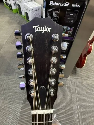 Taylor Guitars - 150E W V2 2